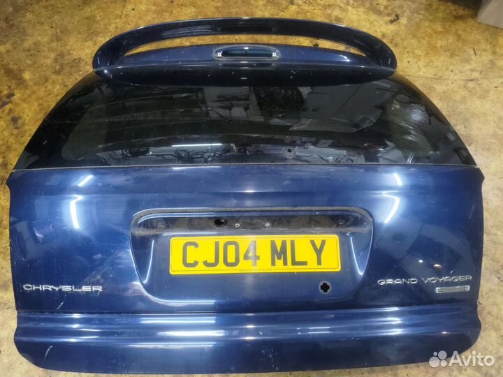 Задний спойлер Додж караван Вояджер 01-07г