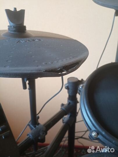 Барабанная установка Alesis Nitro Mesh Kit