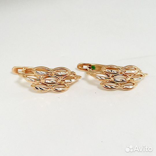Золотые серьги