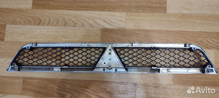 Решетка радиатора mitsubishi lancer 10