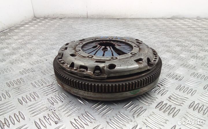 Маховик демпферный skoda octavia A5 3-9 дней