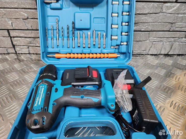 Дрель шуруповерт Makita 48V с набором