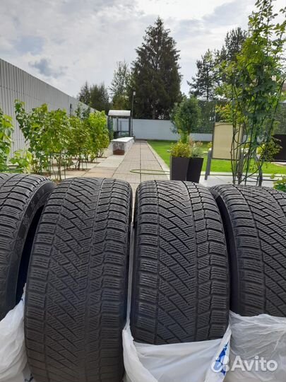 Continental ContiVikingContact 6 225/45 R17 94T