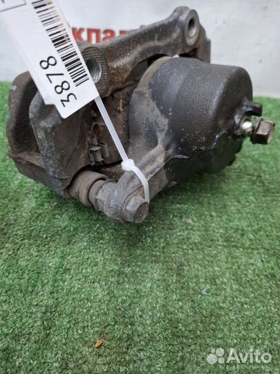 Суппорт тормозной передний правый Suzuki Grand