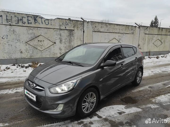 Hyundai Solaris 1.4 AT, 2011, 171 000 км