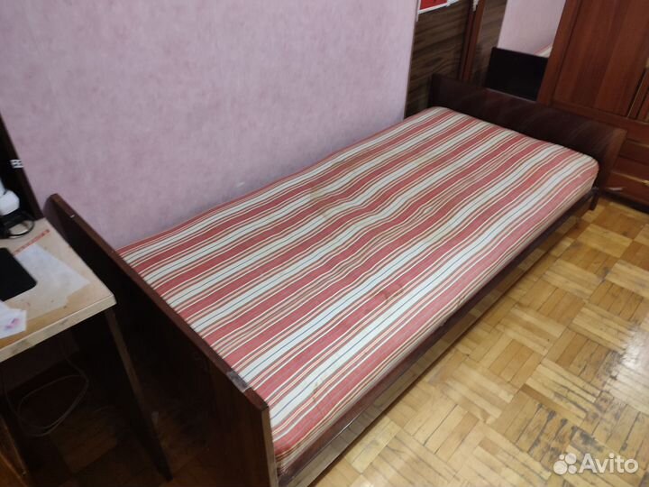 Кровать 1,5 спальная