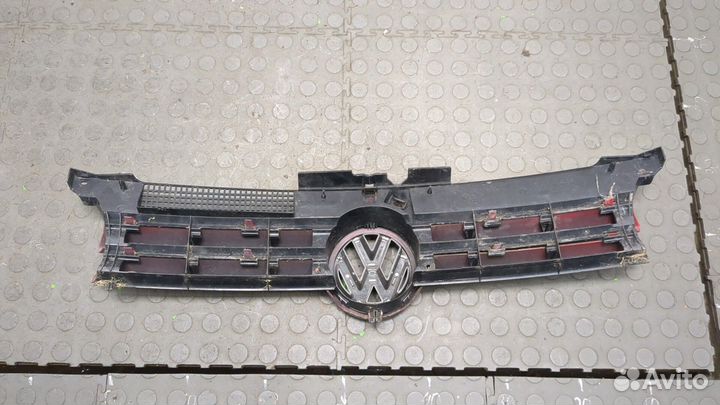 Решетка радиатора Volkswagen Golf 4, 2002