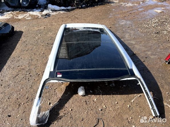 Стекло люка Kia Sorento prime 3