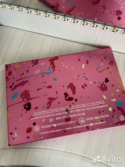 Палетка теней Jeffree Star - Jawbreaker Palette