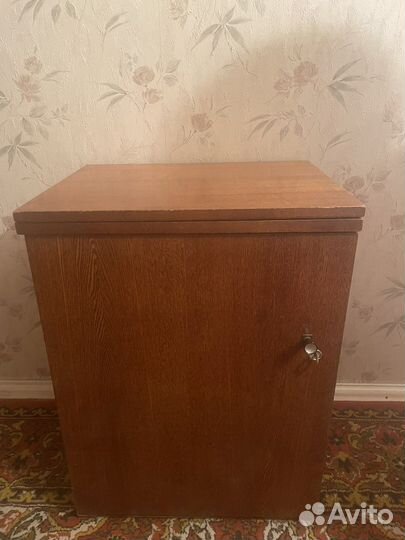 Швейная машина Чайка III