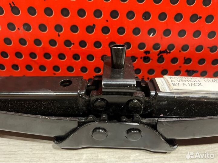 Домкрат Mercedes-Benz S W222 2018