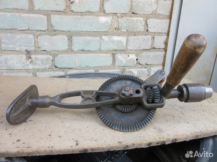 Дрель ручная 2 скорости1950г