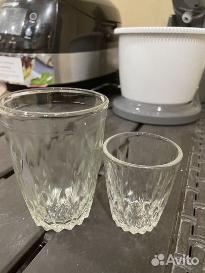 Стакан с рюмкой