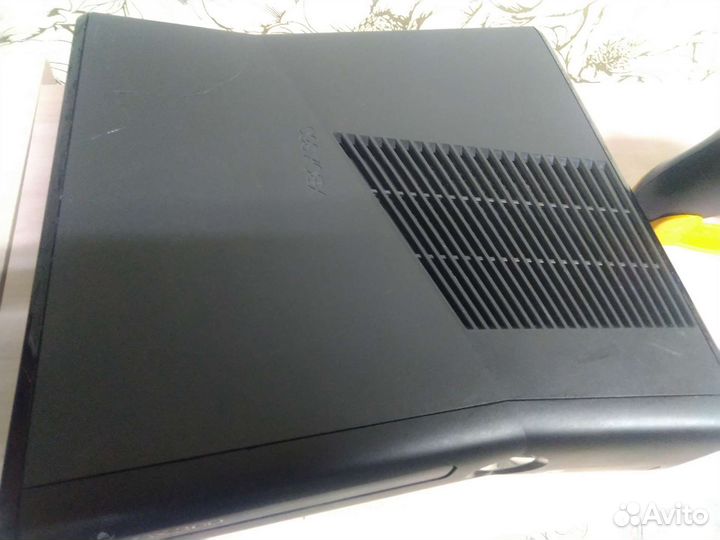Xbox 360S прошит 500гб