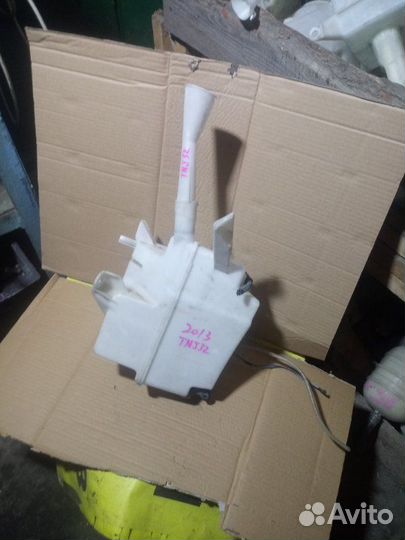 Бачок омывателя Nissan Teana J32