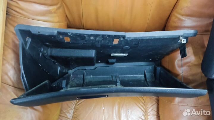 Бардачок Шевролет Нива