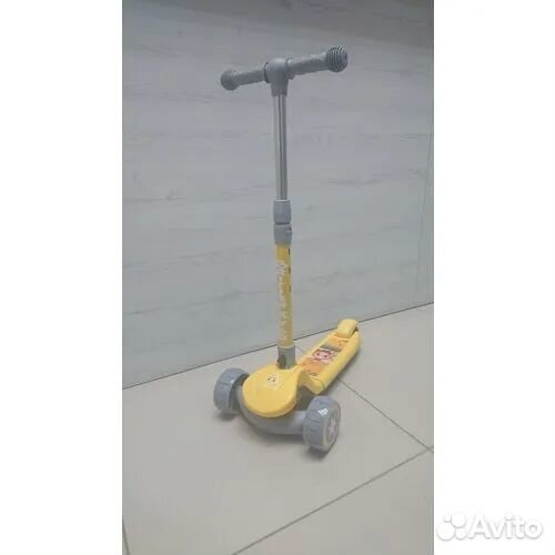 Самокат Luxmom YL-M1