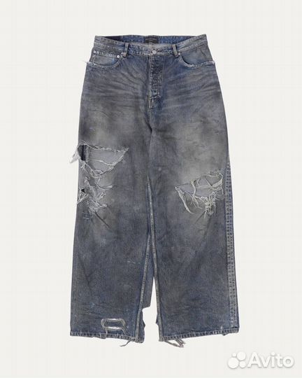 Balenciaga Distressed Jeans Type