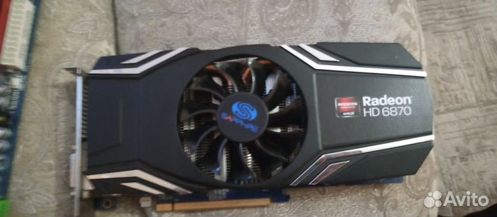 Видеокарта Radeon HD 6870