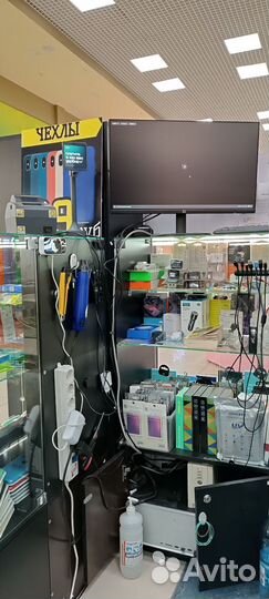 Торговый остров в ТЦ Ривьера