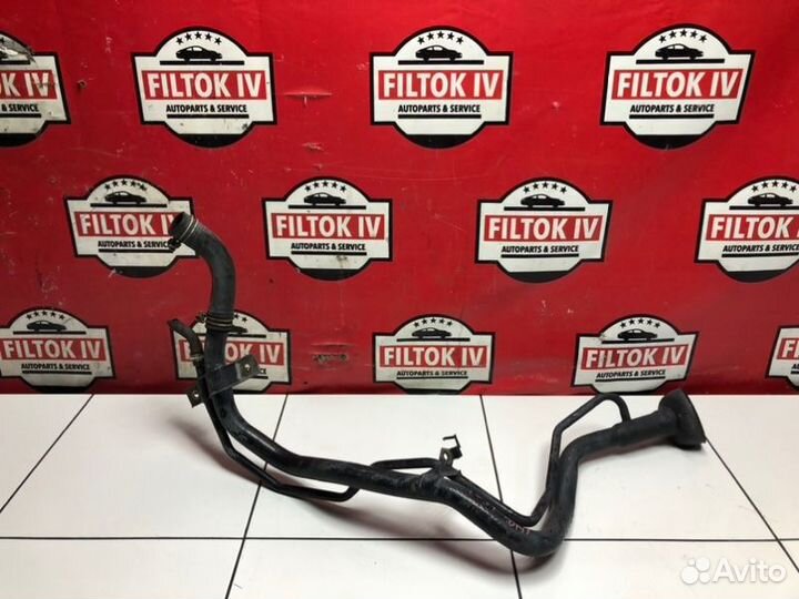 Заливная горловина топливного бака Nissan Presage