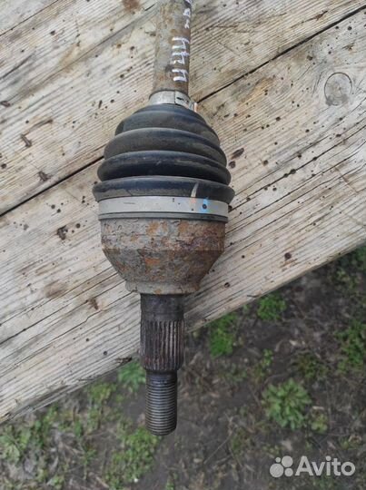 Привод задний правый Cadillac SRX