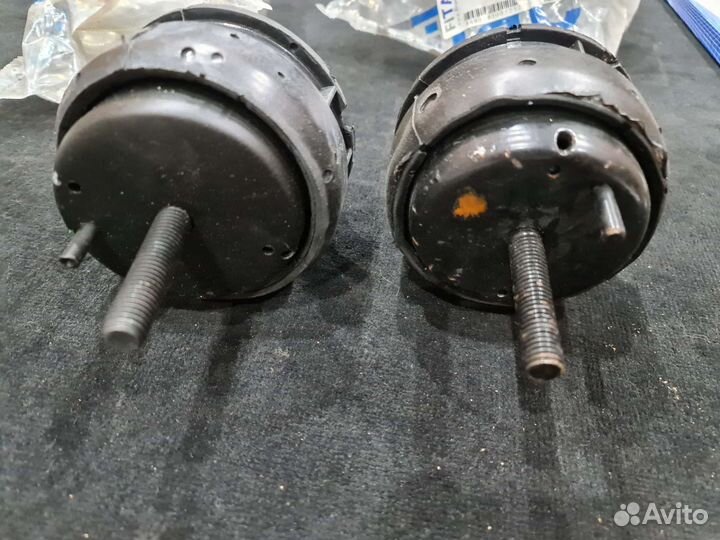 Подушка двигателя Ford Transit