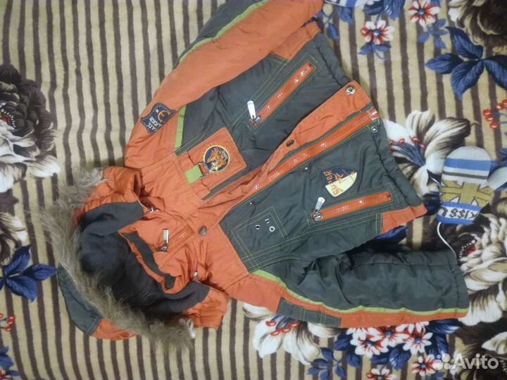 Зимний костюм фирмы Donilo