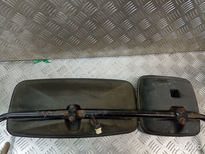 Зеркало заднего вида MAZ