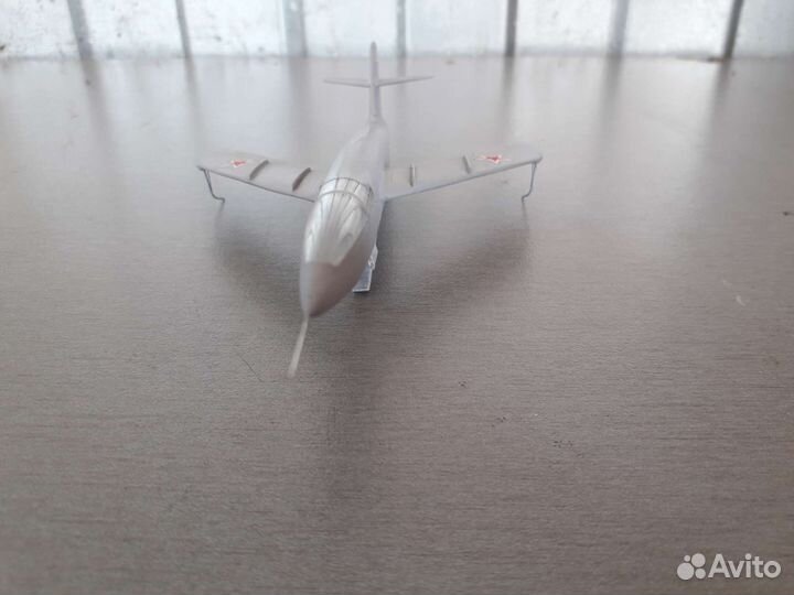 Сборная модель самолета 1 72