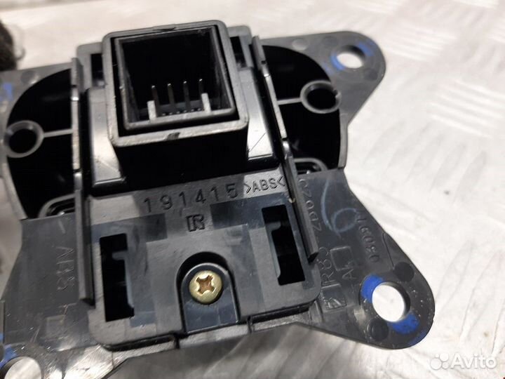 Кнопка ручного тормоза (ручника) Jaguar S-Type