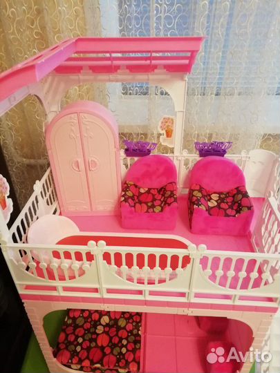 Домик игрушечный со всей мебелью