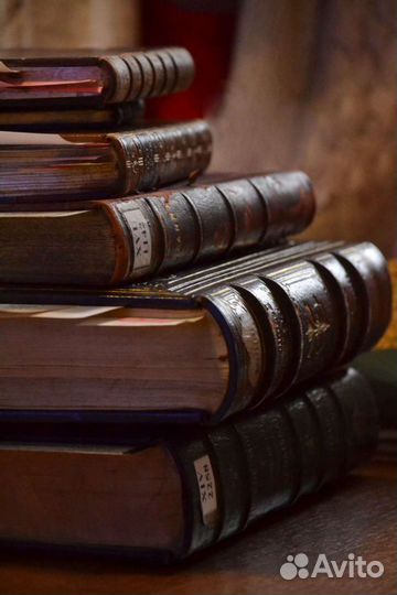 Книги из домашней библиотеки