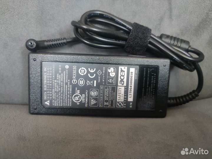 Блок питания для ноутбука