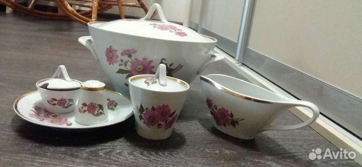 Столовый сервиз новый Дулёво