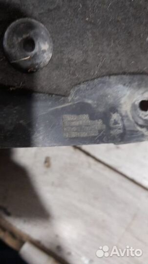 Подкрылок передний левый Volvo S60 2 С 2013 По