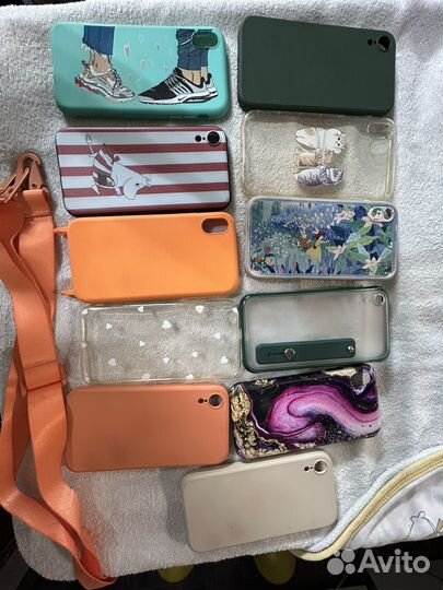 Чехлы на iPhone XR