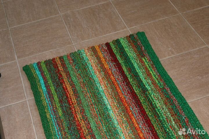 Вязаный коврик дорожка 