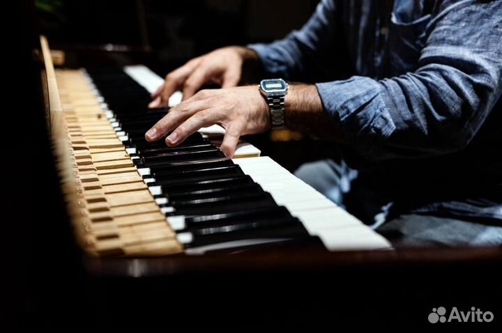 Уроки игры на фортепиано