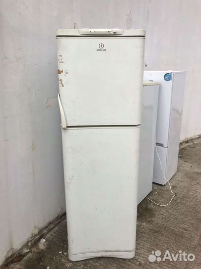 Холодильник Indesit по запчастям