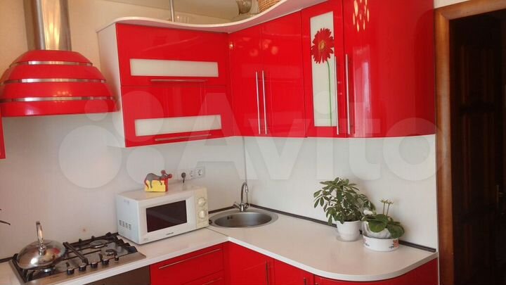 2-к. квартира, 54 м², 3/9 эт.