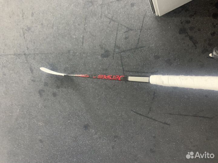 Клюшка хоккейная