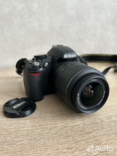 Nikon D3100 Kit AF-S DX nikkor 18-55mm f/3.5-5.6G