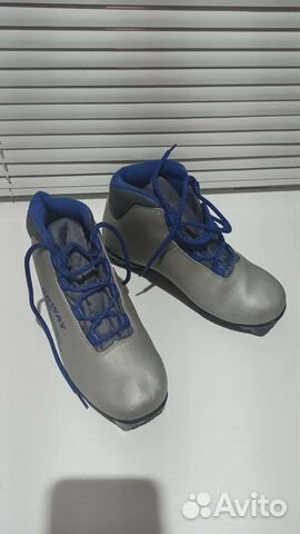 Лыжные ботинки 