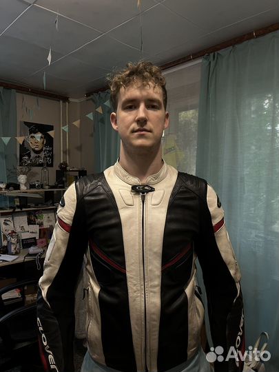 Мотокуртка кожаная мужская