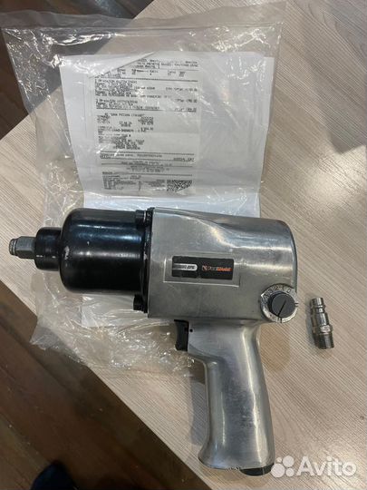 Пневмогайковерт ударный