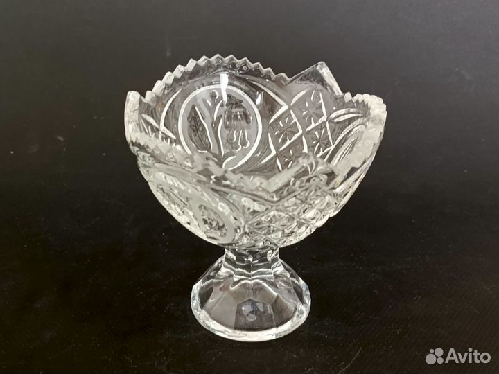 Креманка конфетница