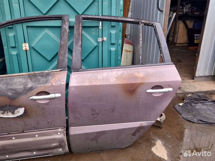 Левые двери Renault Koleos 1