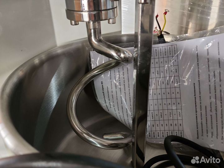 Тестомес спиральный 2х скоростной roso RH-20A