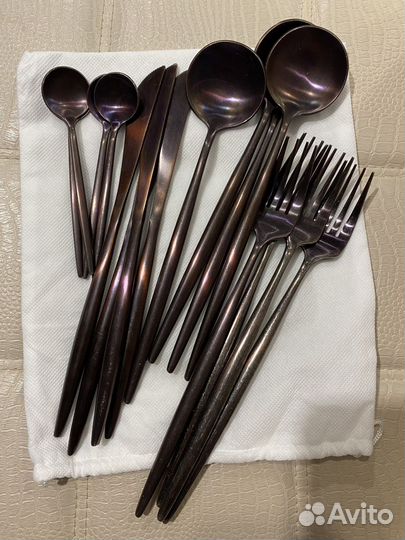 Столовые приборы